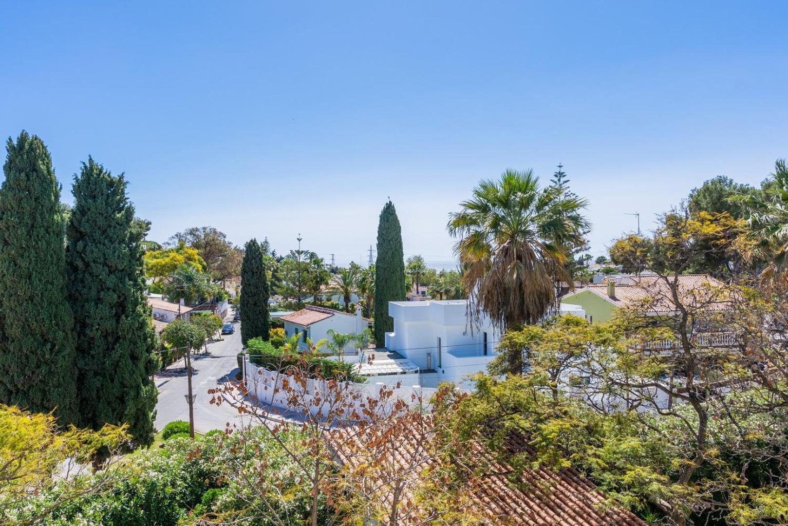 Guestready - Chasing The Sun In Malaga Apartment Marbella Bagian luar foto